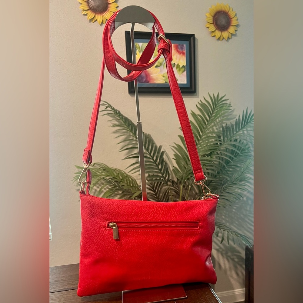 G.H. Bass & Co. Vibrant Red Crossbody Bag